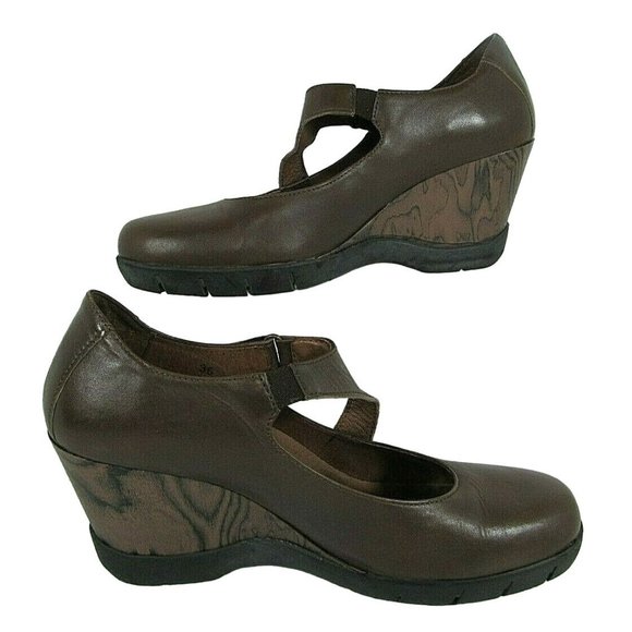 Sanita Matilda Mary Jane Clogs Brown Leather Womens Wedge Heel Ankle Strap Sz 5. - Picture 2 of 8
